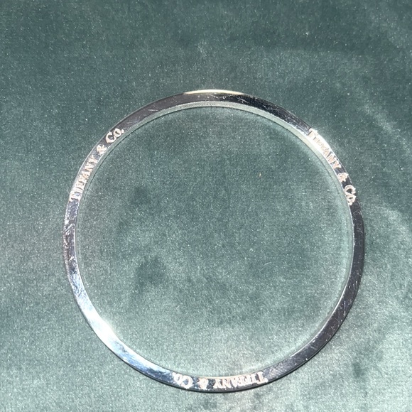 AUTHENTIC Tiffany & Co. Silver bangle (larger size) - Picture 3 of 7